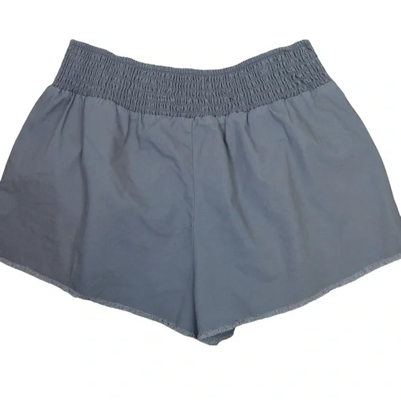 Wild Fable Smocked Waistband Raw Hem High Rise Shorts, Size XXL Grey Microstripe - Picture 7 of 9